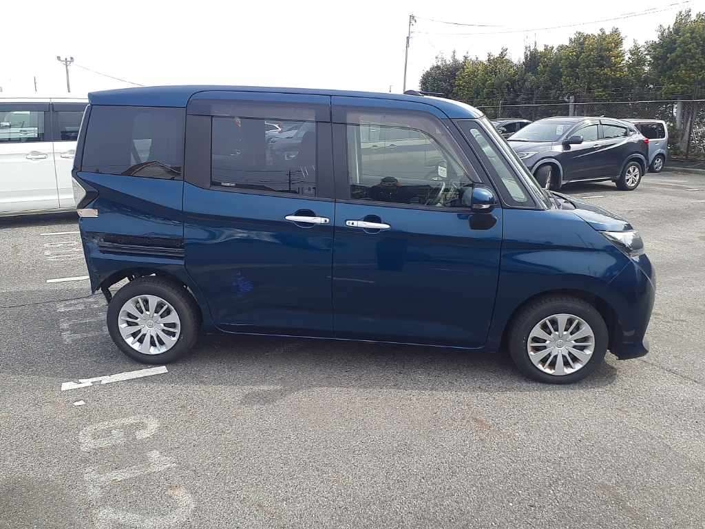 TOYOTA TANK