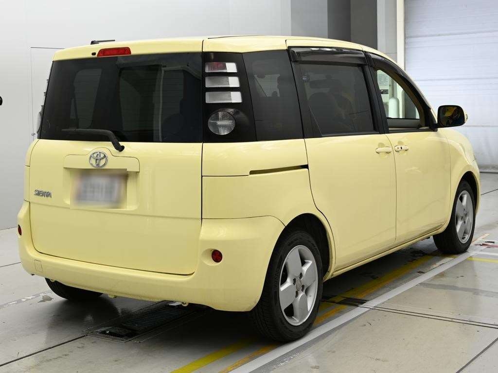 TOYOTA SIENTA