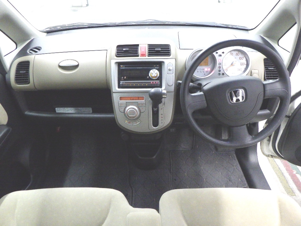 HONDA LIFE