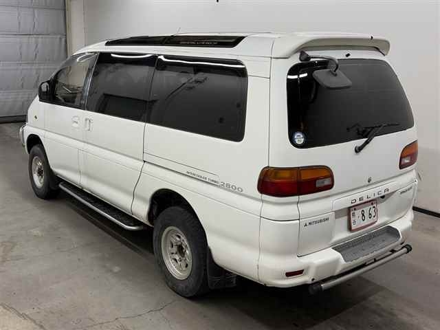 MITSUBISHI DELICA