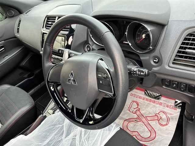 MITSUBISHI RVR