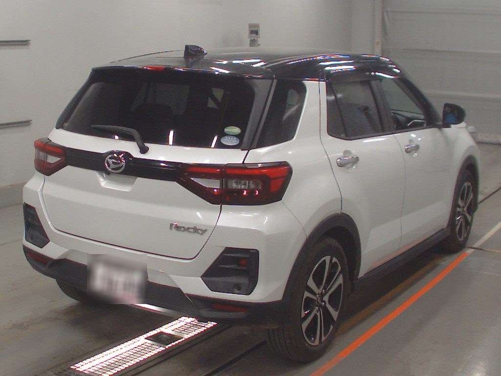DAIHATSU ROCKY