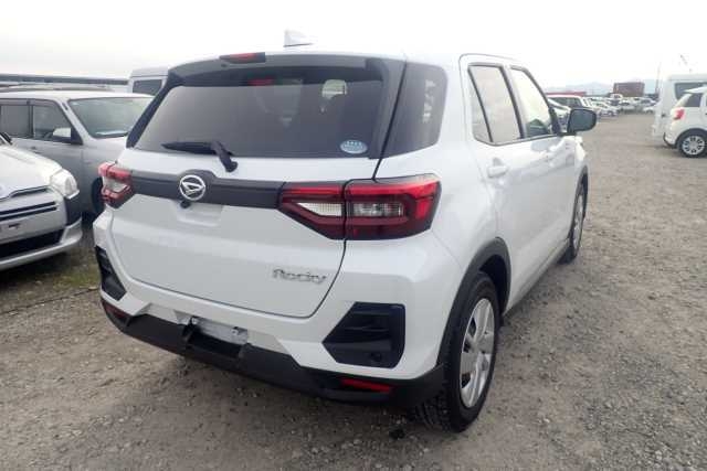 DAIHATSU ROCKY