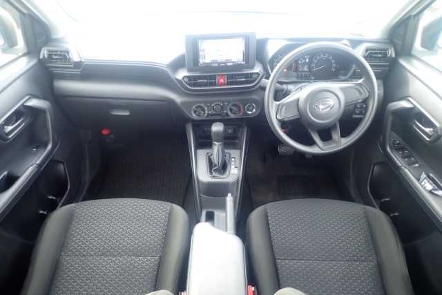 DAIHATSU ROCKY