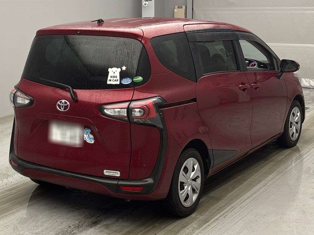 TOYOTA SIENTA