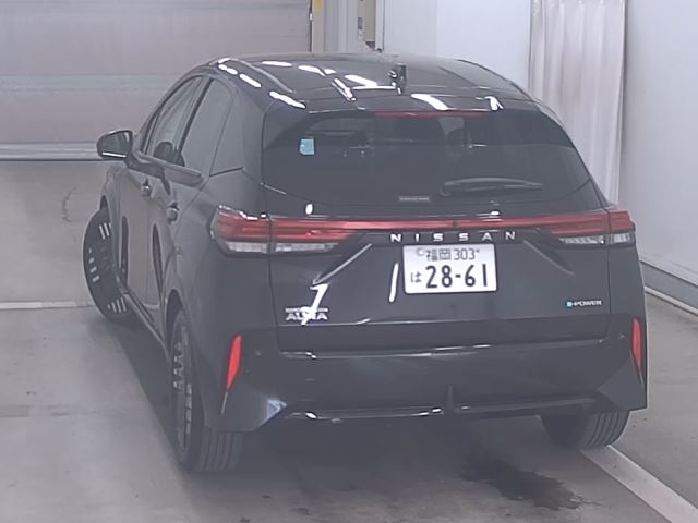 NISSAN AURA