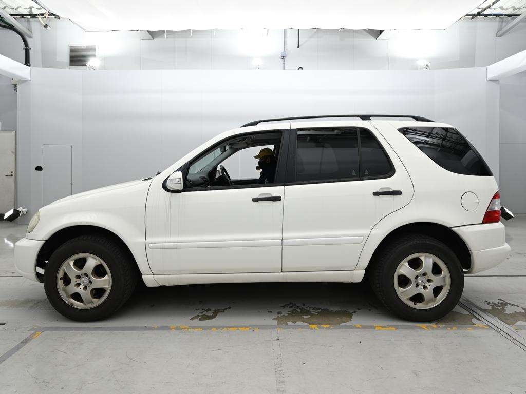 MERCEDES-BENZ M-CLASS