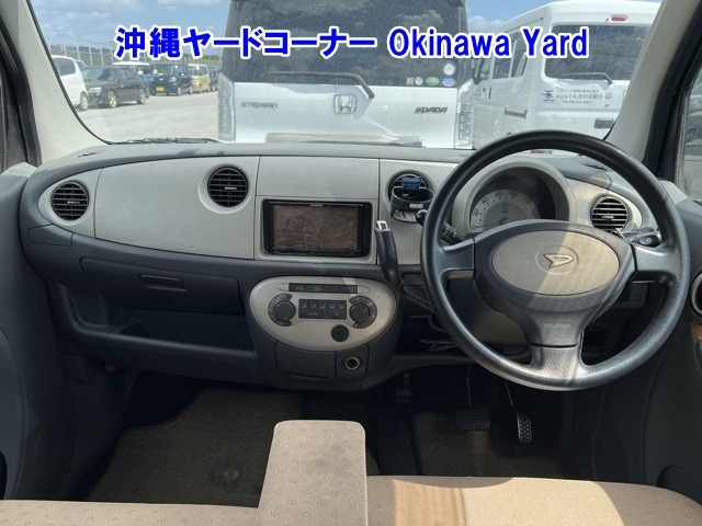 DAIHATSU MOVE LATTE