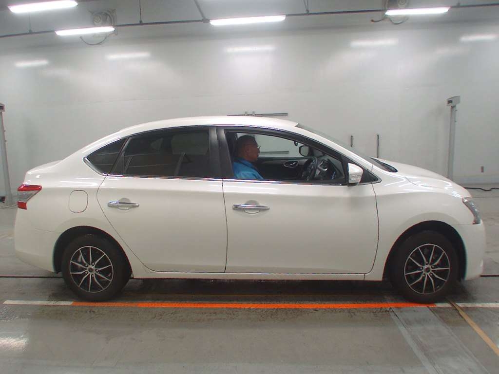 NISSAN SYLPHY