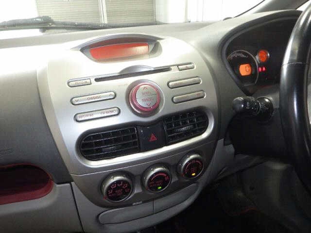 MITSUBISHI I