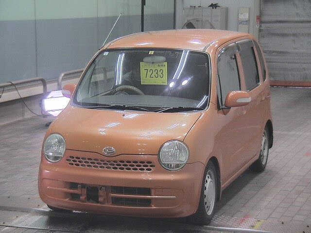 DAIHATSU MOVE LATTE