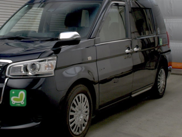 TOYOTA JPN TAXI