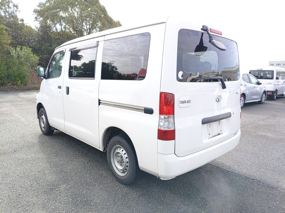 TOYOTA TOWN ACE