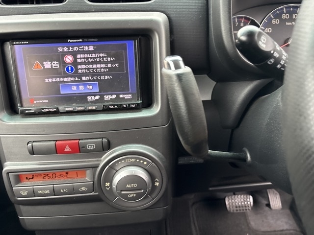 TOYOTA PIXIS SPACE