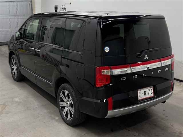 MITSUBISHI DELICA D:5