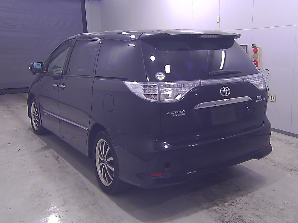 TOYOTA ESTIMA