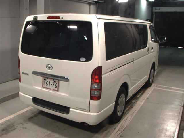 TOYOTA REGIUS ACE