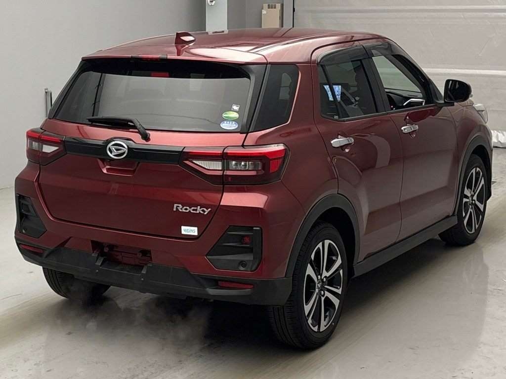 DAIHATSU ROCKY
