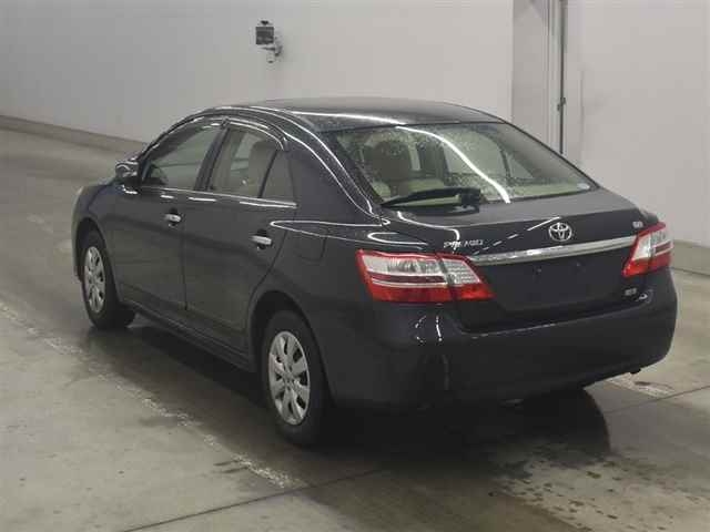 TOYOTA PREMIO