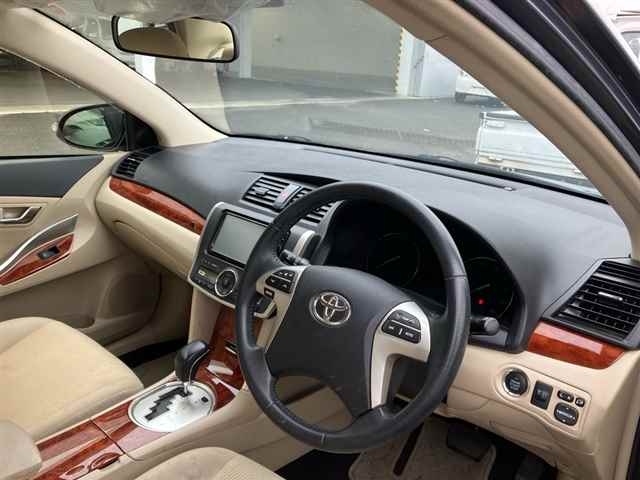 TOYOTA PREMIO
