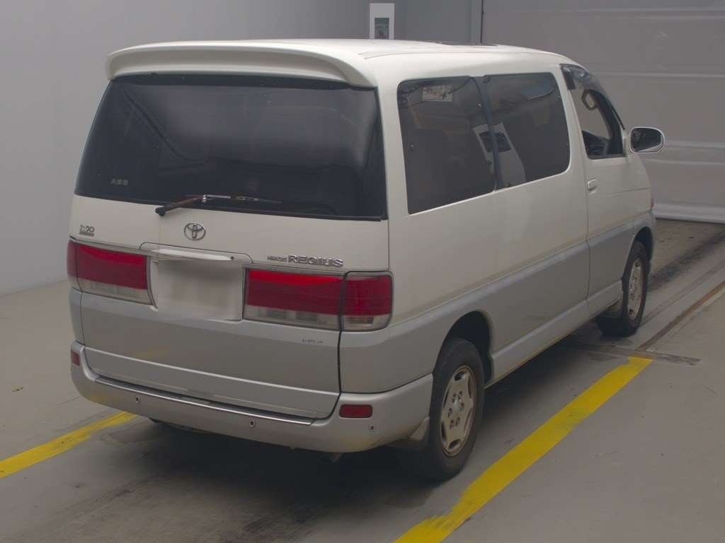 TOYOTA HIACE REGIUS