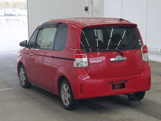 TOYOTA SPADE