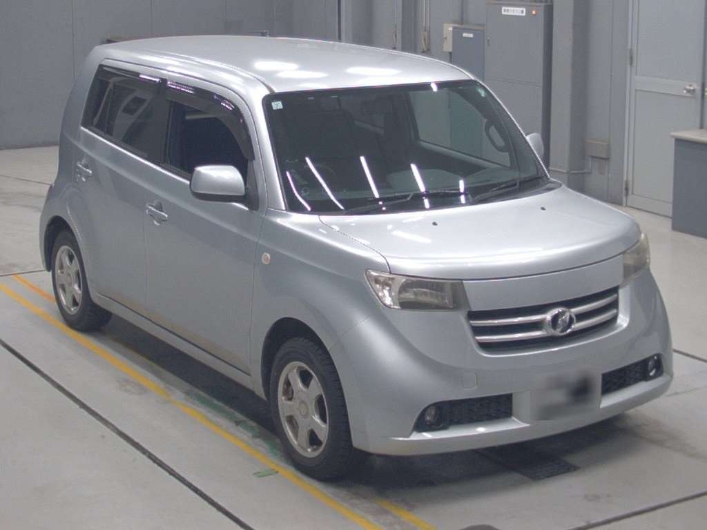 TOYOTA BB