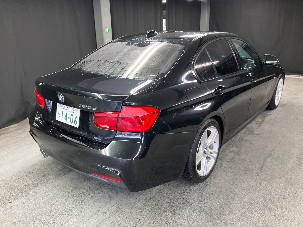 BMW 3-SERIES