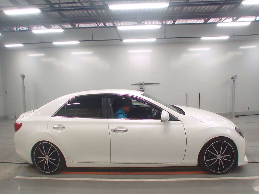 TOYOTA MARK X