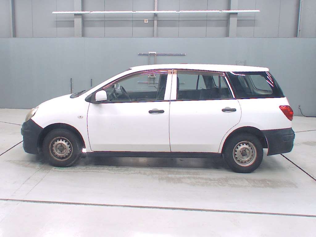 NISSAN AD