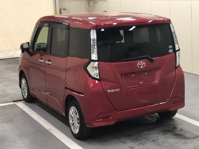 TOYOTA TANK