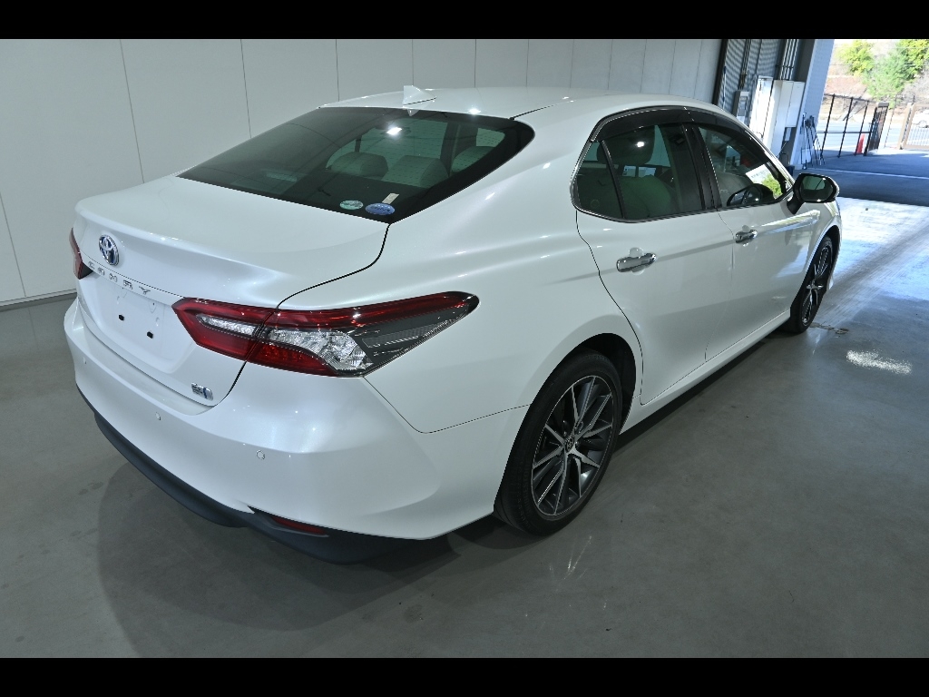 TOYOTA CAMRY