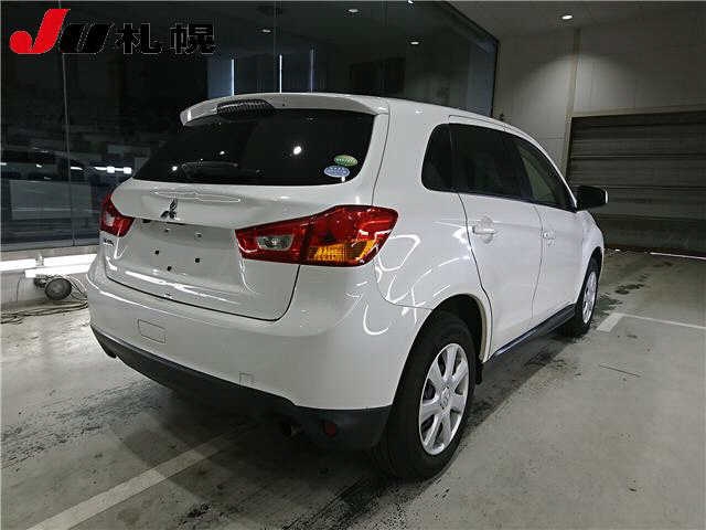 MITSUBISHI RVR