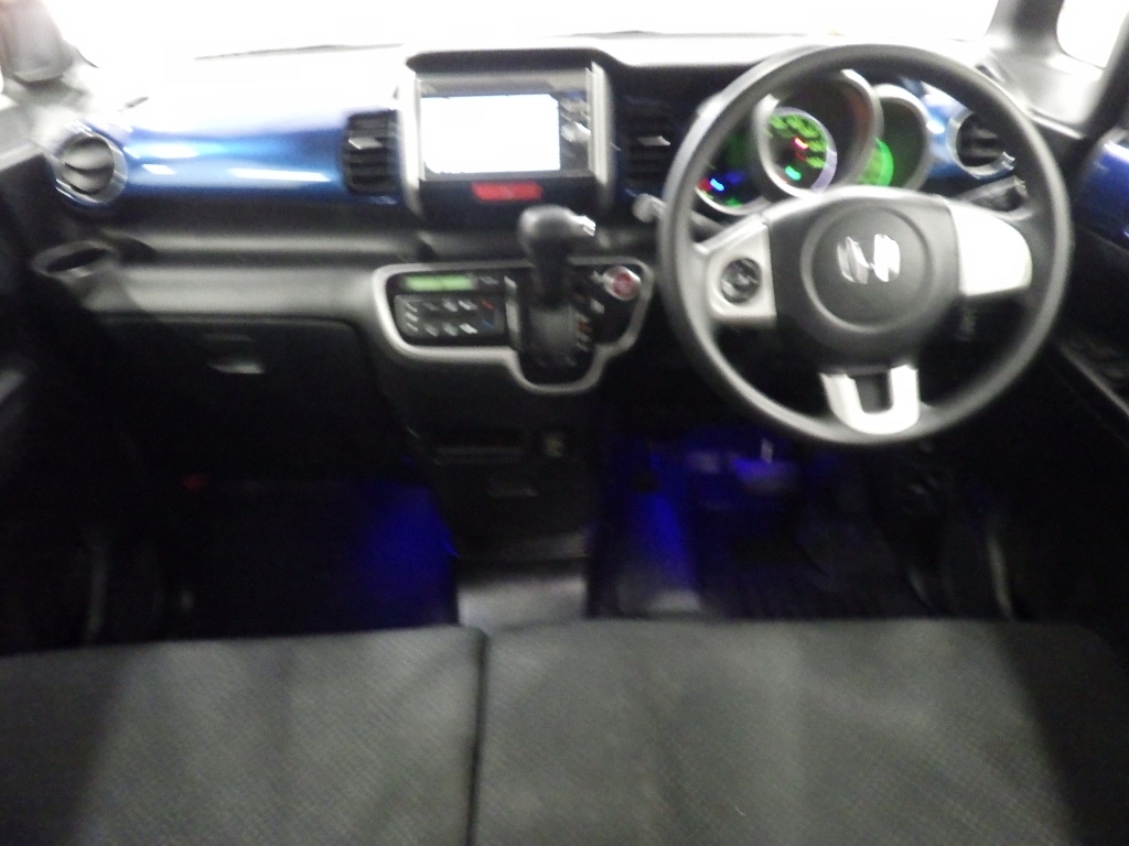 HONDA N-BOX+