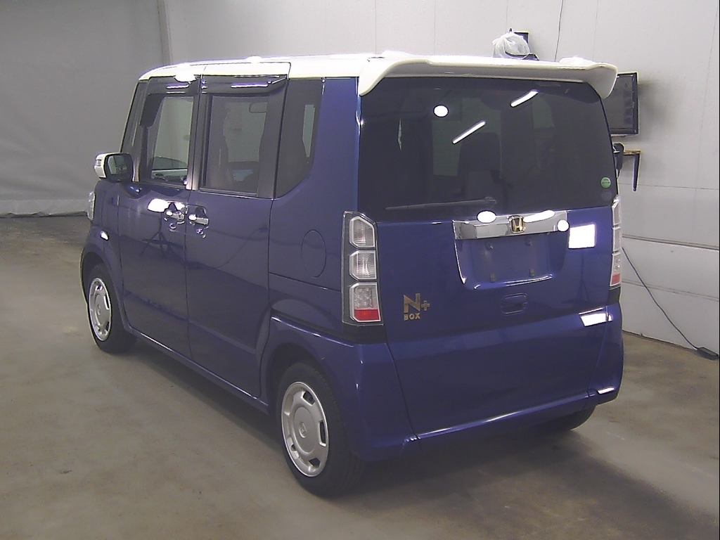 HONDA N-BOX+