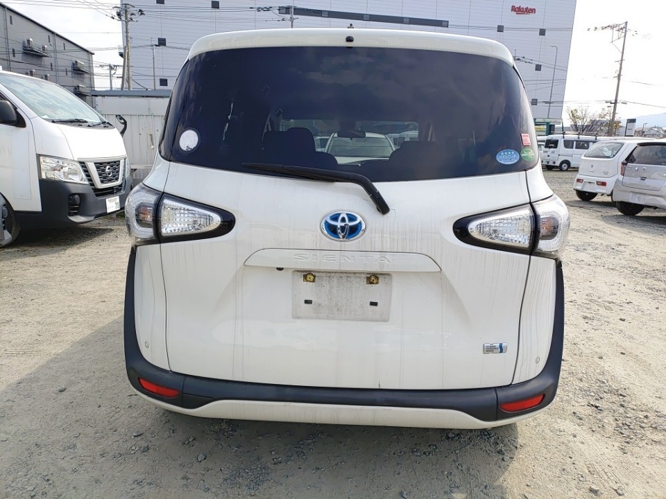 TOYOTA SIENTA