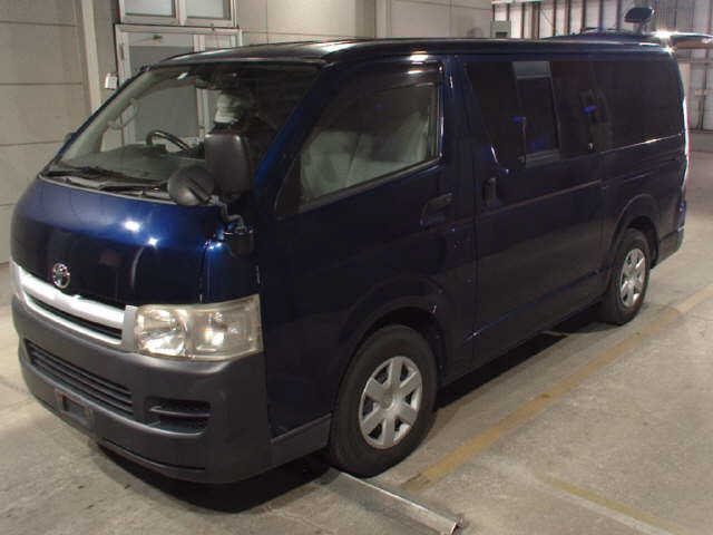 TOYOTA REGIUS ACE