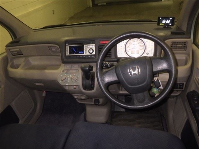 HONDA LIFE