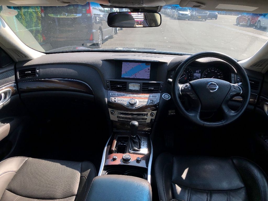 NISSAN CIMA