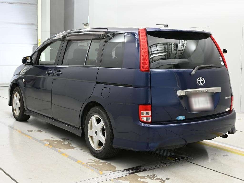 TOYOTA ISIS