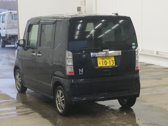 HONDA N-BOX+