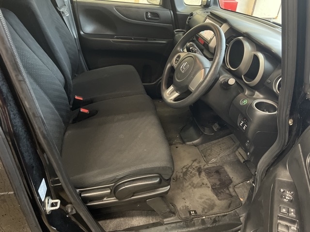 HONDA N-BOX+