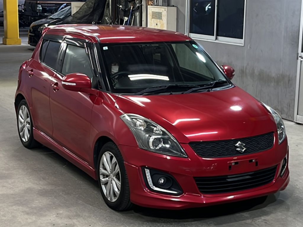 SUZUKI SWIFT