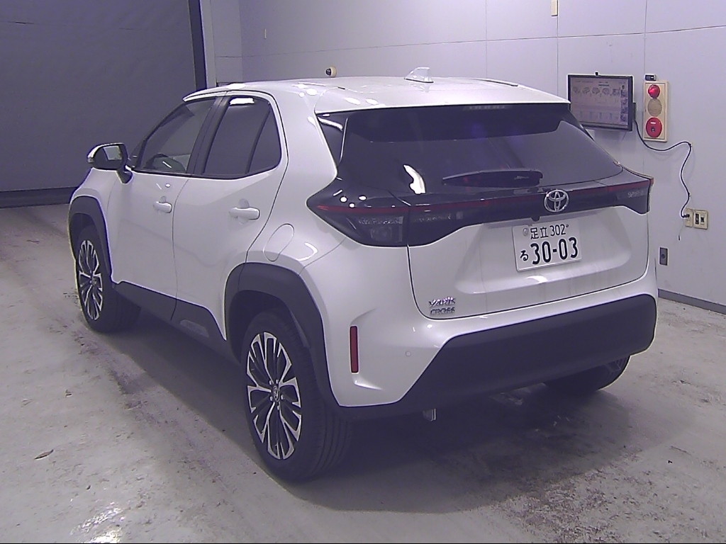 TOYOTA YARIS CROSS