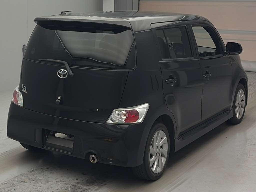 TOYOTA BB
