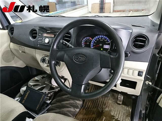 SUBARU LUCRA