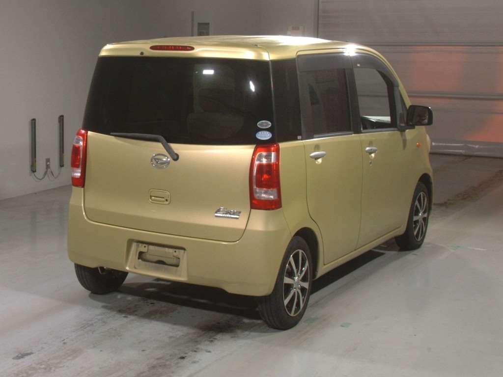 DAIHATSU TANTO EXE