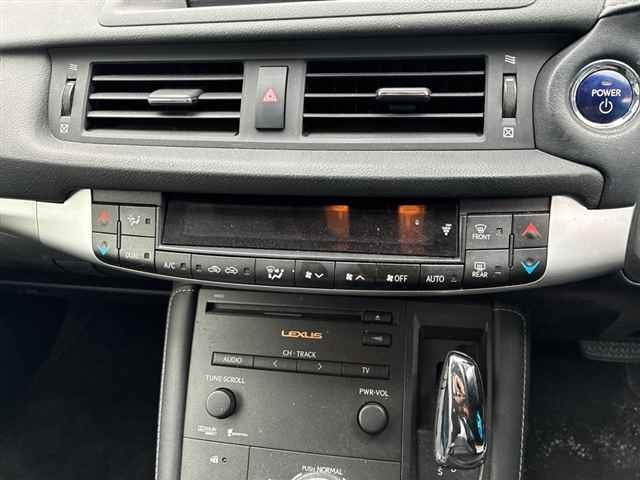 LEXUS CT200H
