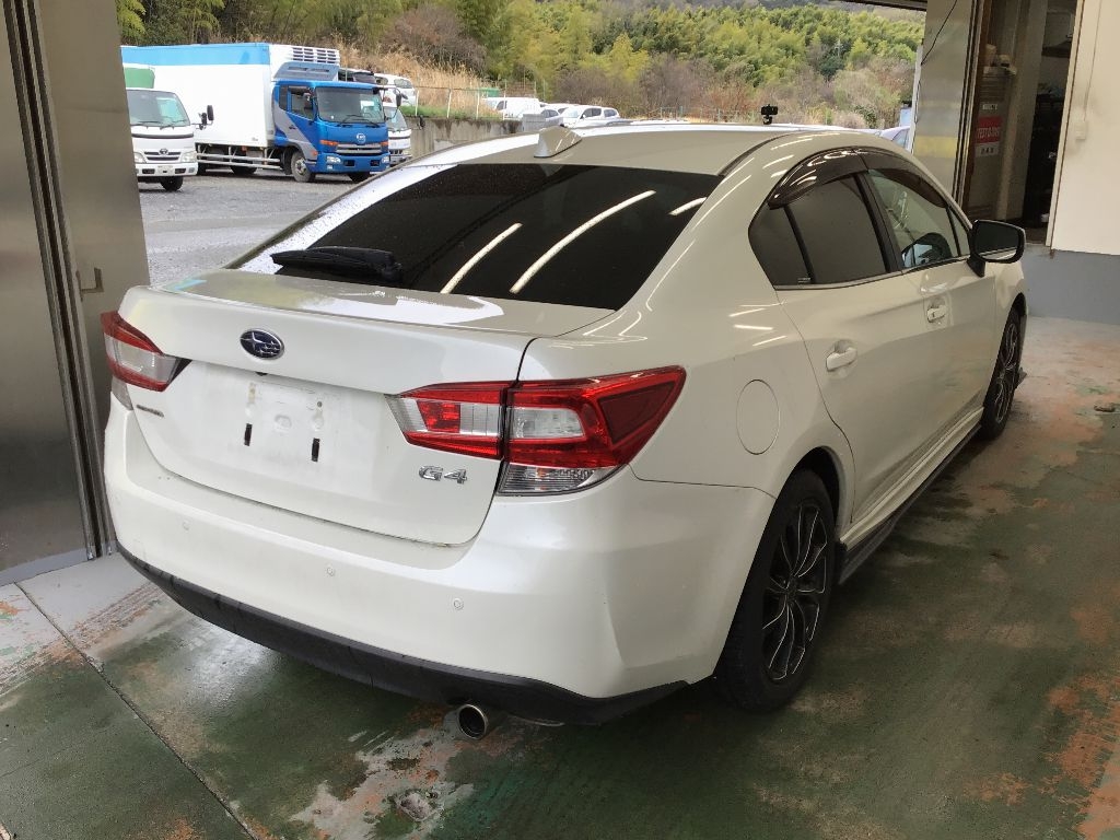 SUBARU IMPREZA