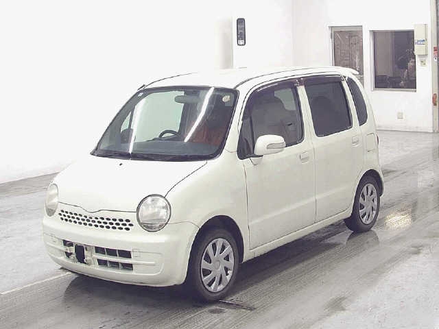 DAIHATSU MOVE LATTE